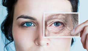 How Screen Time Affects Your Skin and Protection Tips