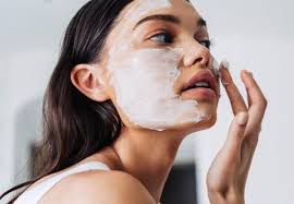 Why “Ingredient Awareness” Is the New Skincare Power Move